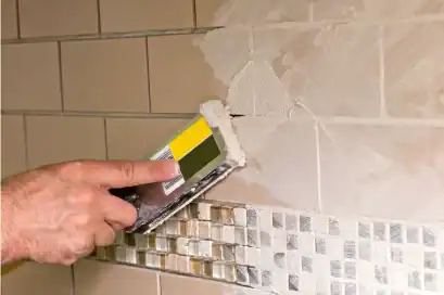 regrouting-bathroom-tiles