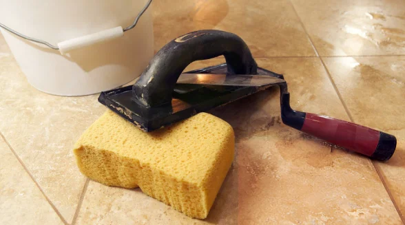 set-of-tools-needed-to-regrout-tiles