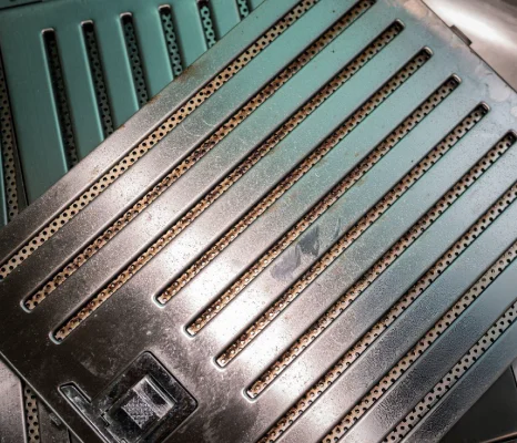 set-of-metallic-grease-filters