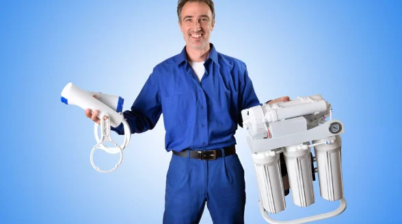 technician-is-holding-a-water-softener